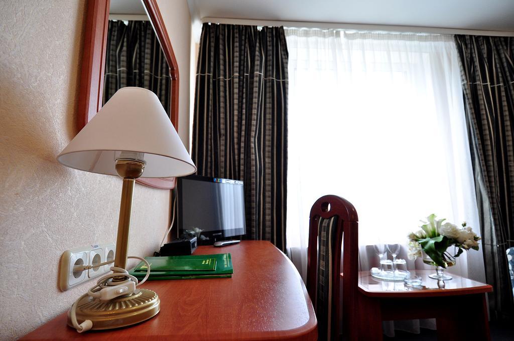 Hotel Yubileiny Minsk Eksteriør bilde